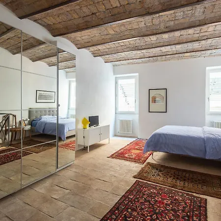 Colosseo Elegant Loft * Róma